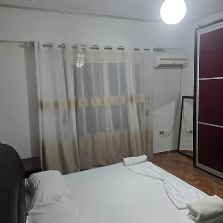 アパート By Office